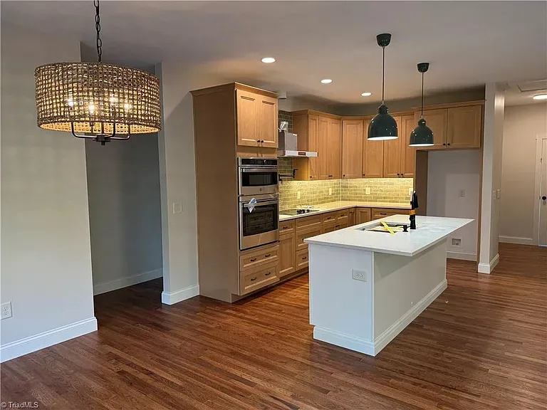 Custom carpentry project 6